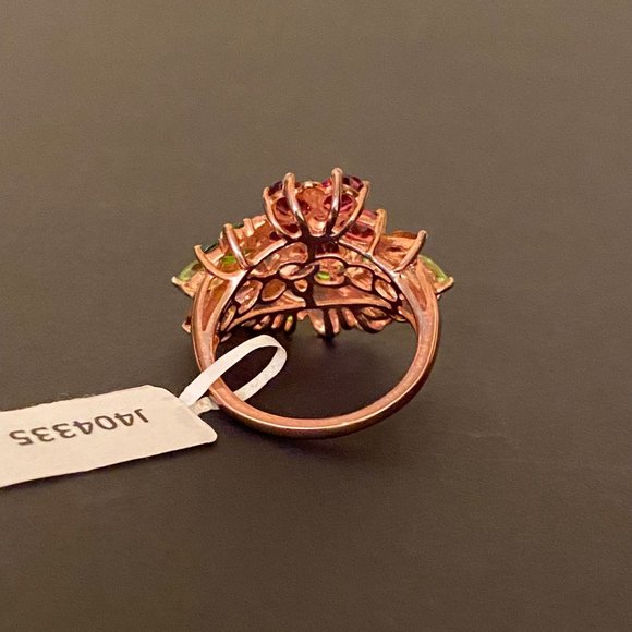 Radiant Multi-gem Flower and Sterling Silver Cocktail Ring, Size 8.5 - Picture 7 of 8
